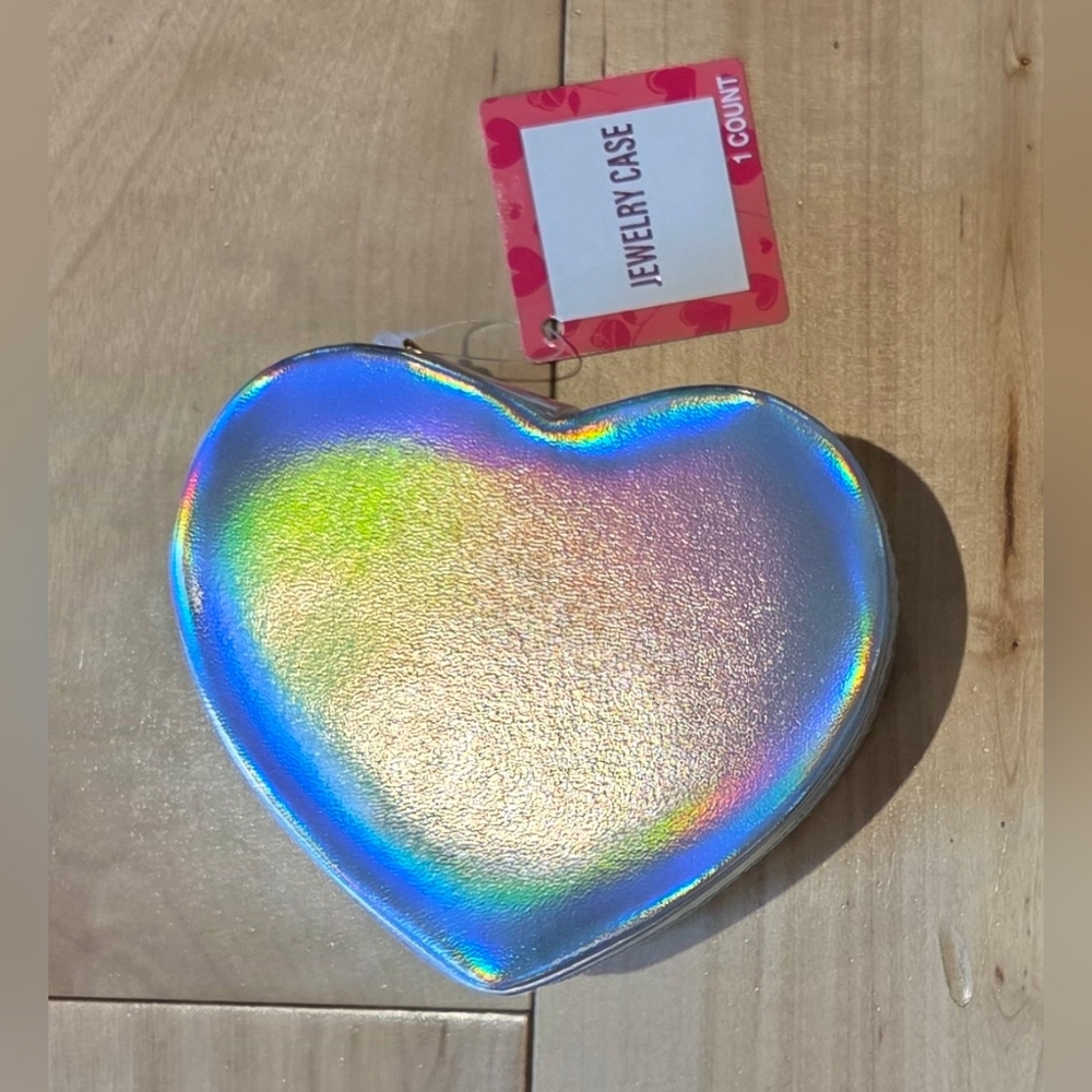 NEW Holographic Heart Jewelry Case